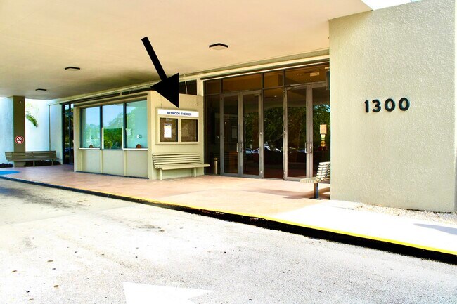 Building Photo - 1801 Eleuthera Point