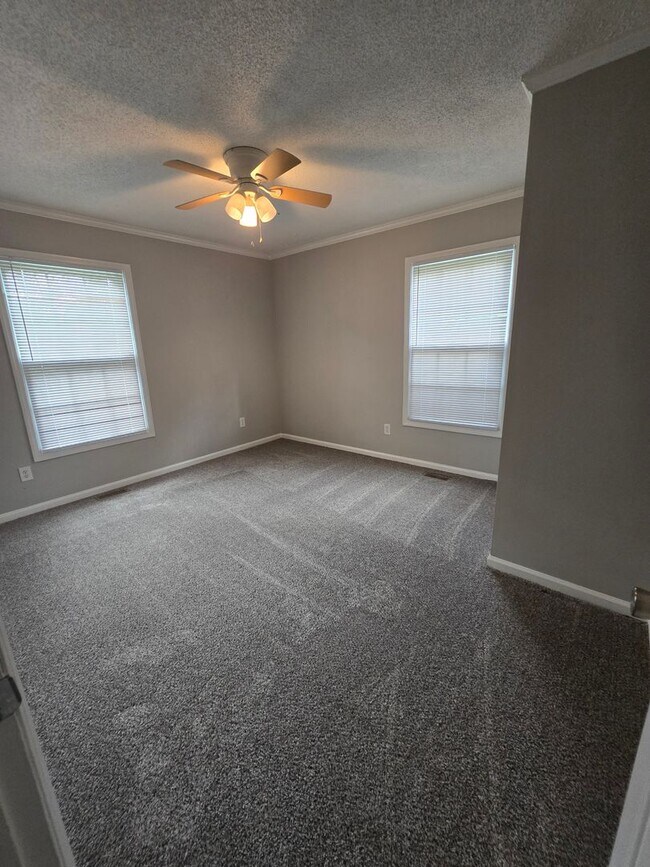 Building Photo - 7028 Lure Ct