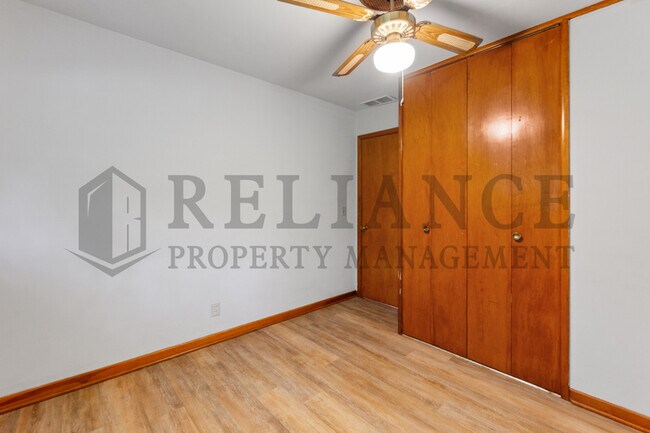 Building Photo - 2532 N Amidon Ave