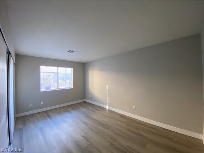 Building Photo - 8410 Eldora Ave