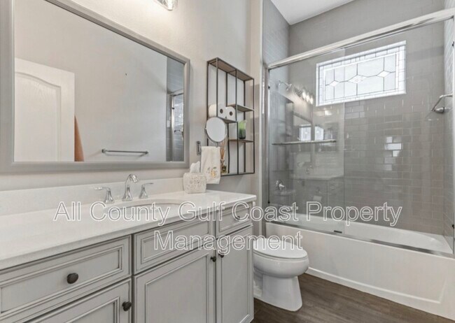 Building Photo - 13013 Steinhatchee Loop