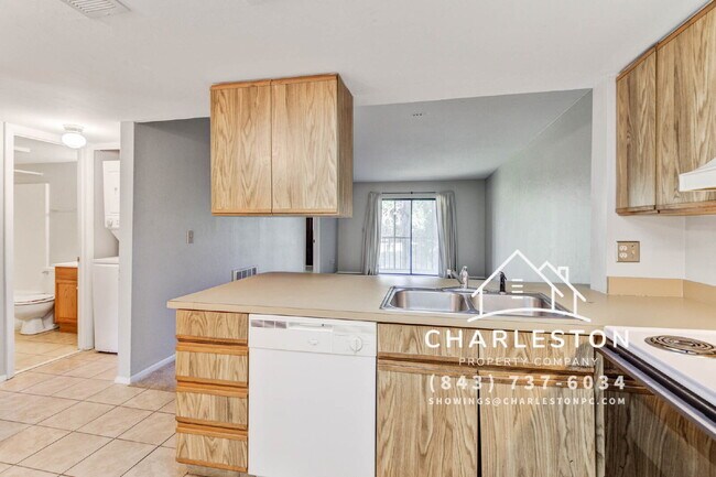 Building Photo - 2955 Dove Haven Ct