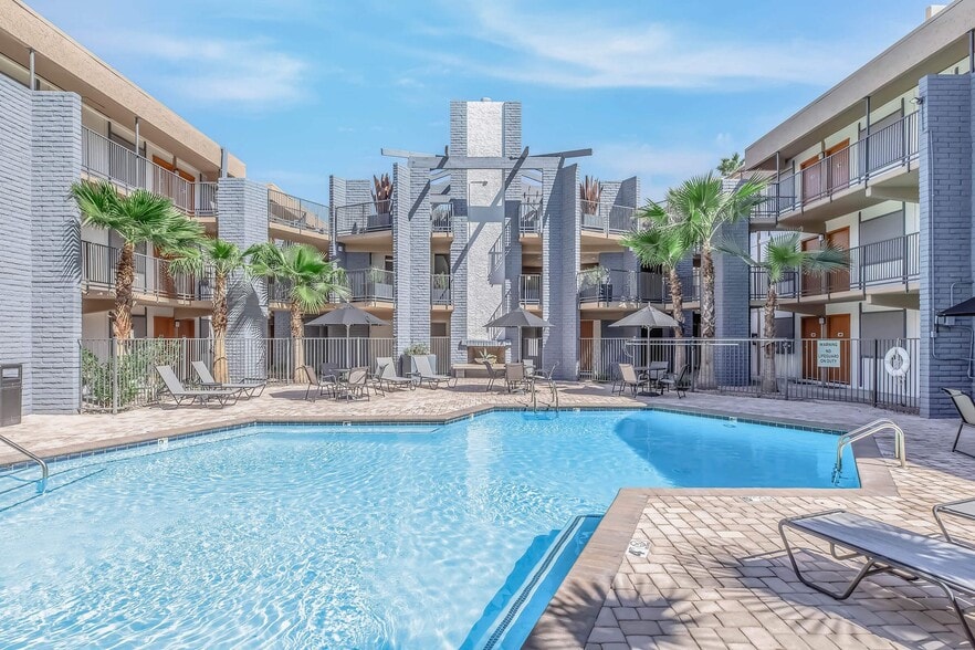 Primary Photo - The Loreto Apartments