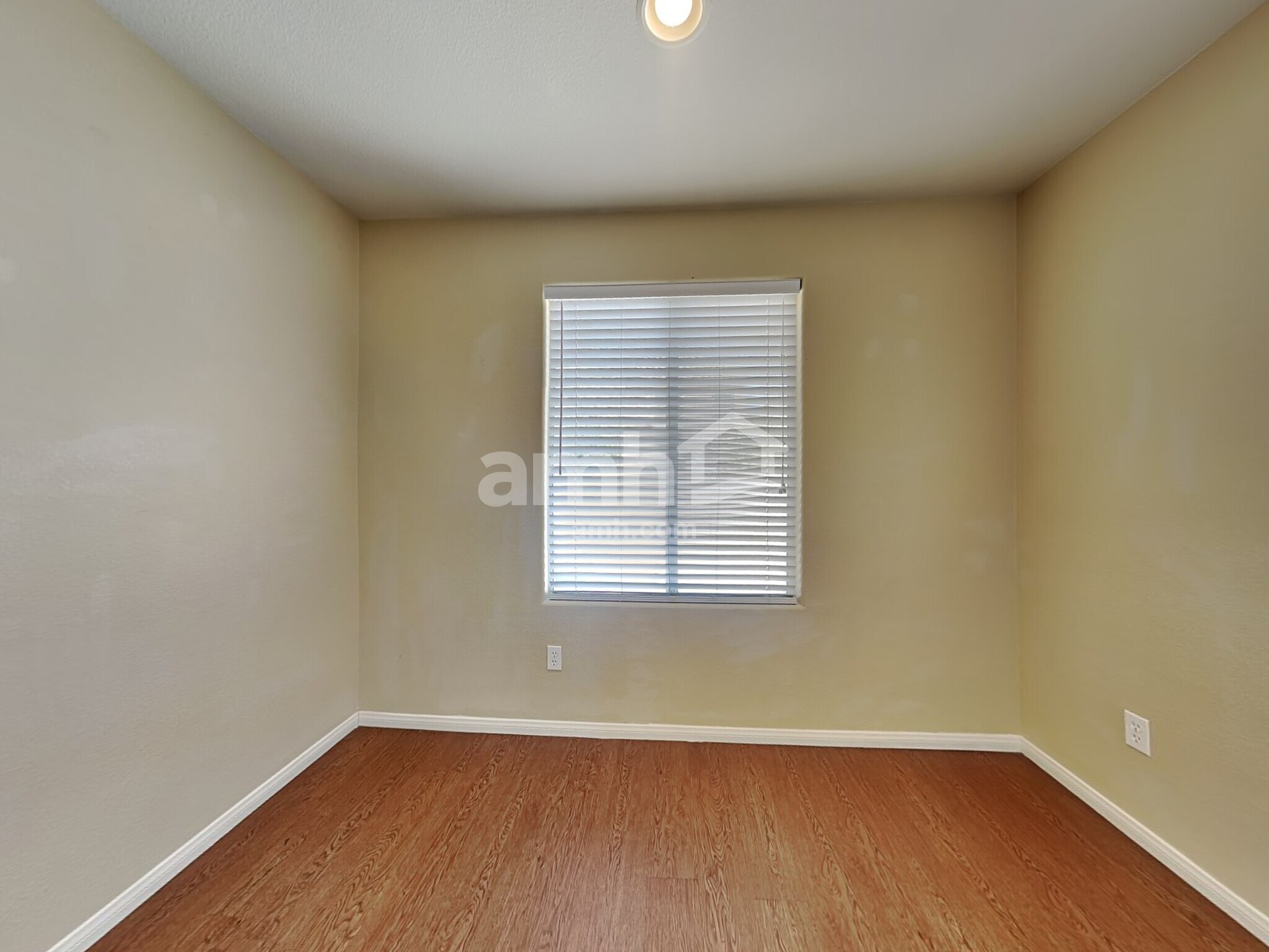 Building Photo - 8350 Fort Hallock Ave