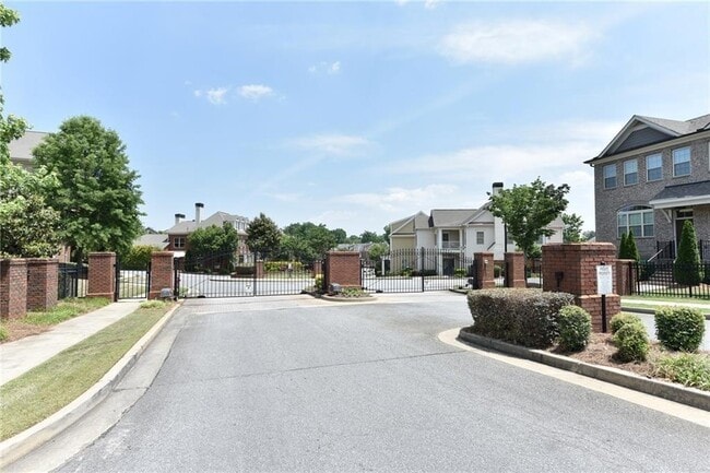 Building Photo - 4954 Rosalie Rd