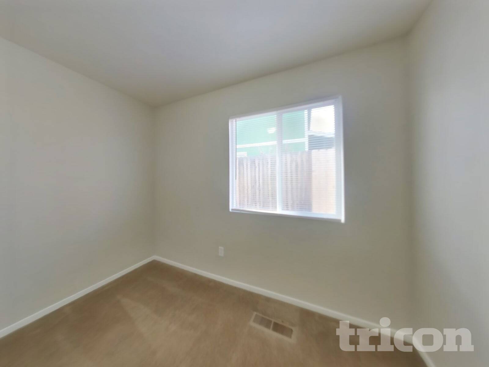 Building Photo - 7711 Mariner Cove Dr