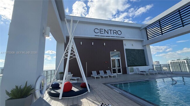 Building Photo - 151 SE 1st St