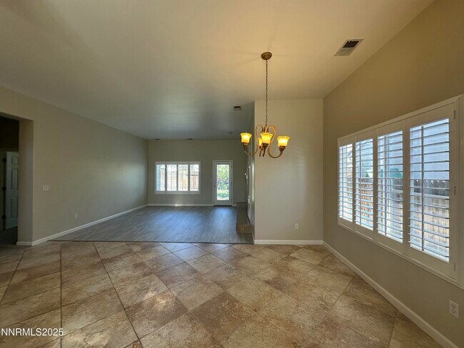 Building Photo - 10175 Coyote Creek Ct