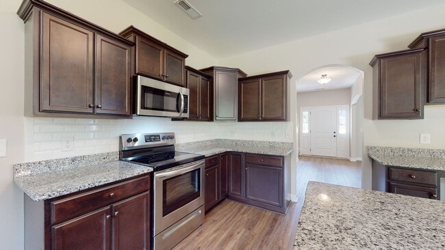 Building Photo - 215 Purple Martin Dr