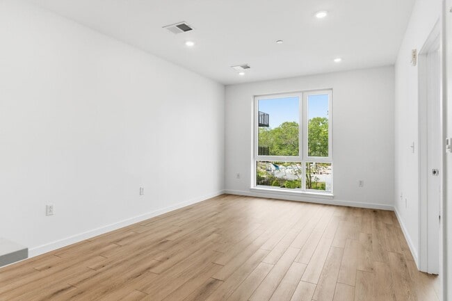 Building Photo - Upscale 1BR Living at The Sage | Luxury Amenities Included