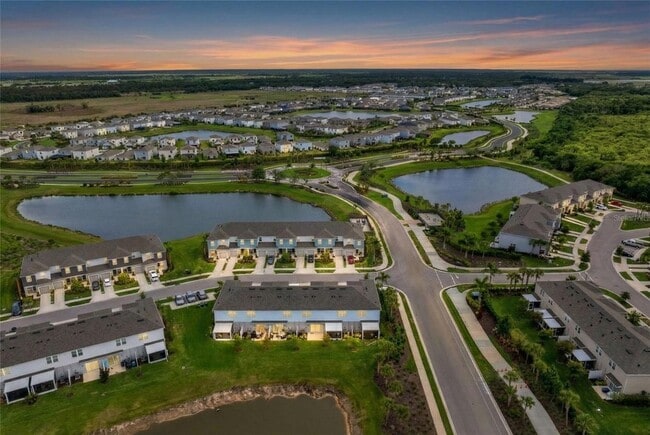 Building Photo - 8792 Winter Breeze Wy