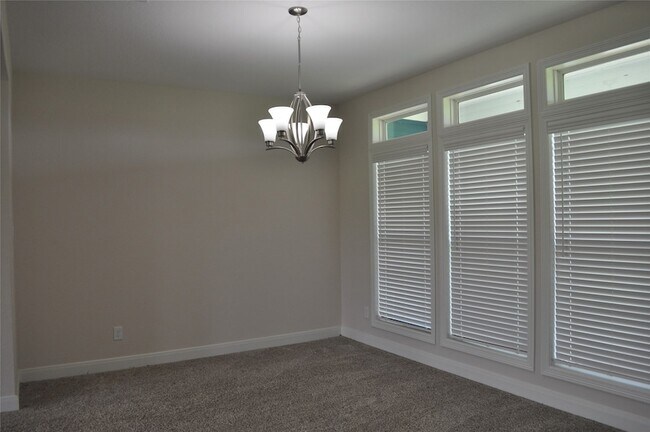 Building Photo - 2502 Majestic Oaks Ct