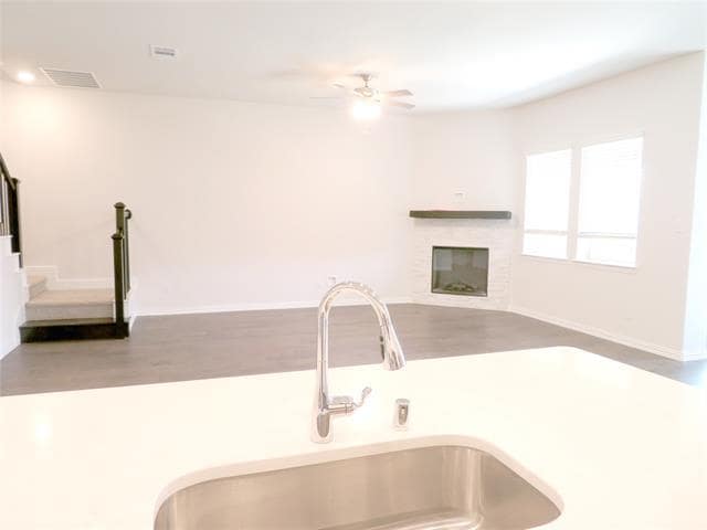 Building Photo - 5404 Locke Dr