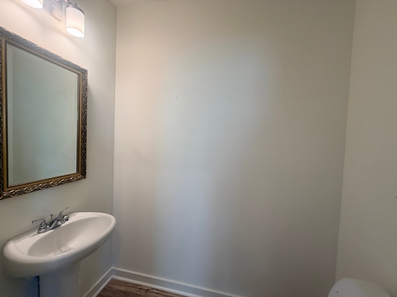 Building Photo - 2323 Discovery Loop