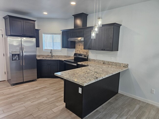 Building Photo - New San Luis AZ Rental with landscaping and fenced lot - 3 Bedrooms