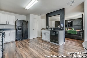 Building Photo - 5619 Red Canyon