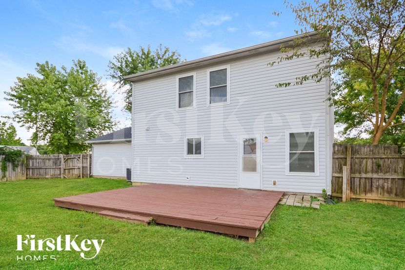 Building Photo - 6344 River Valley Way