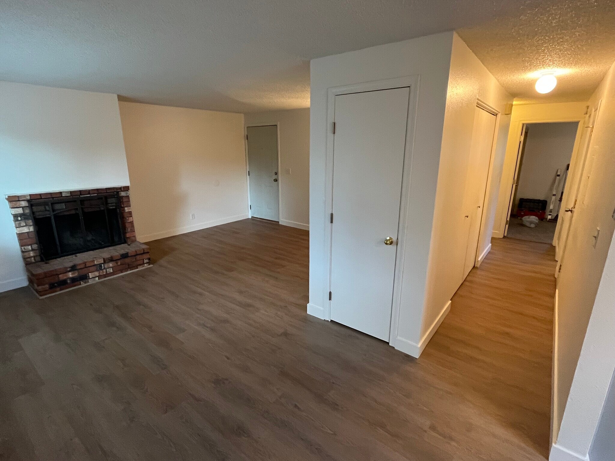 Building Photo - 3335 Willow Ct SE