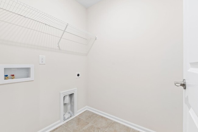Building Photo - Well Appointed 3-Bedroom Townhome in Durham!