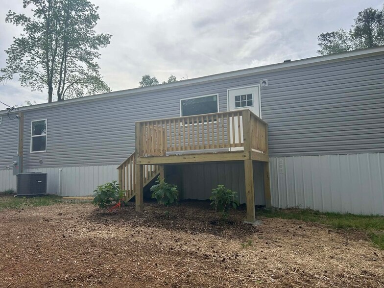 Building Photo - 1465 Hwy 29