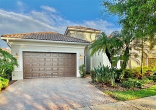 Building Photo - 7404 NW 114th Terrace