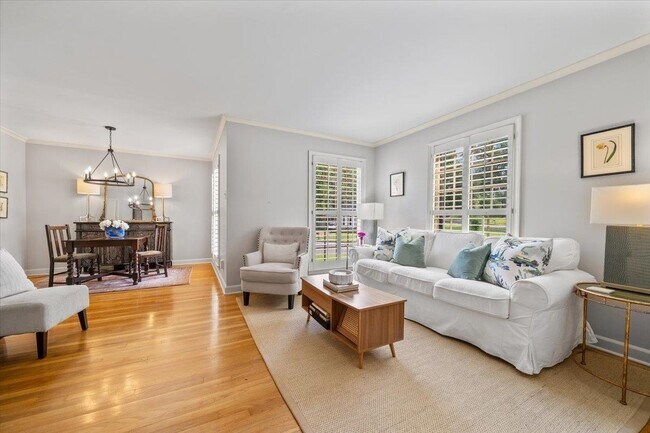 Building Photo - 5081 Rich Rd