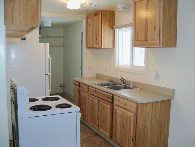 Building Photo - 711 Starlight Dr