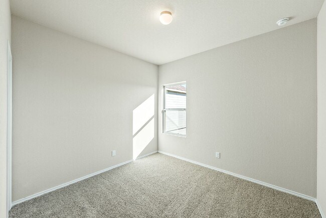 Building Photo - 5118 Sandstone Wy