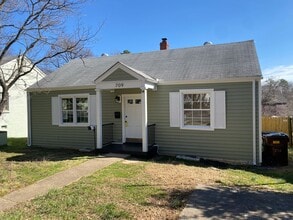 Building Photo - Updated Three bedroom Westover Hills Home Available immediately!