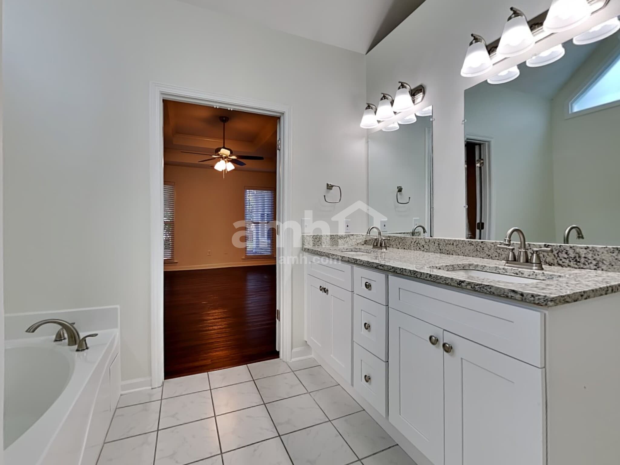 Building Photo - 4282 Moccasin Trail