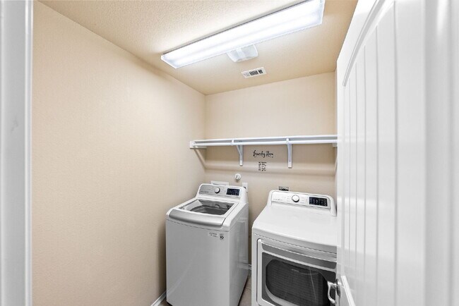 Building Photo - Welcome to The Bowen Floor Plan - UP TO 1 MONTH FREE RENT AVAILABLE!