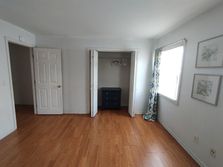 Building Photo - 1233 Marywood Ct