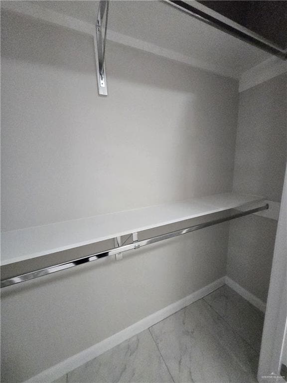 Building Photo - 14 W Woodson Dr