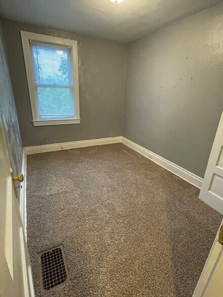 Building Photo - 4114 Grizella St