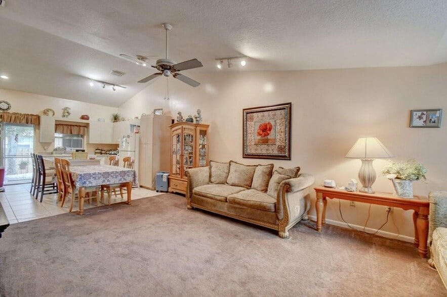 Building Photo - 4870 Purdy Ln