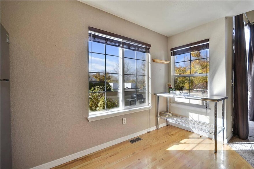 Building Photo - 23 Sage Creek Rd