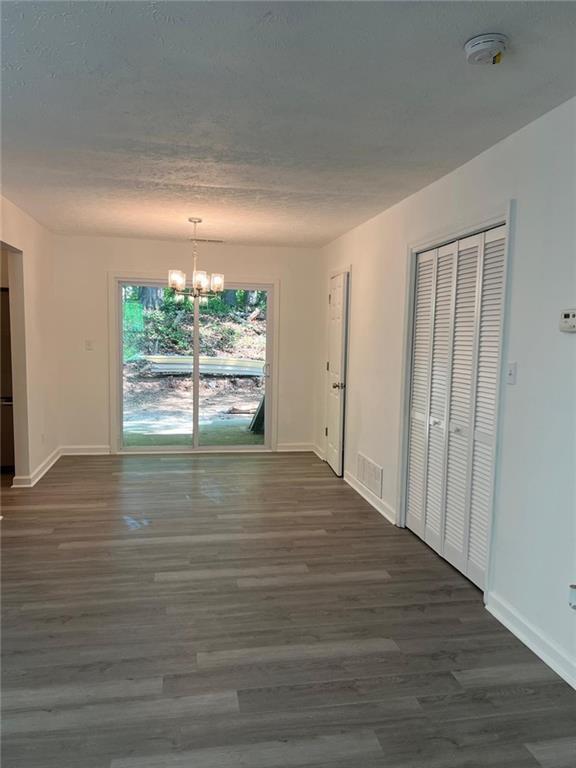 Building Photo - 2082 Lenoa Ln