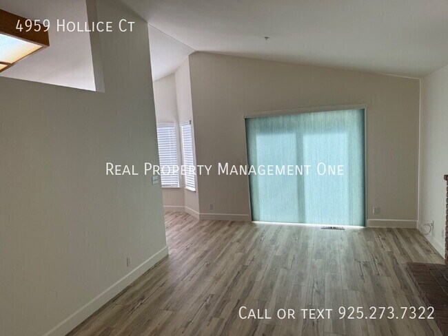 Building Photo - 4959 Hollice Ct