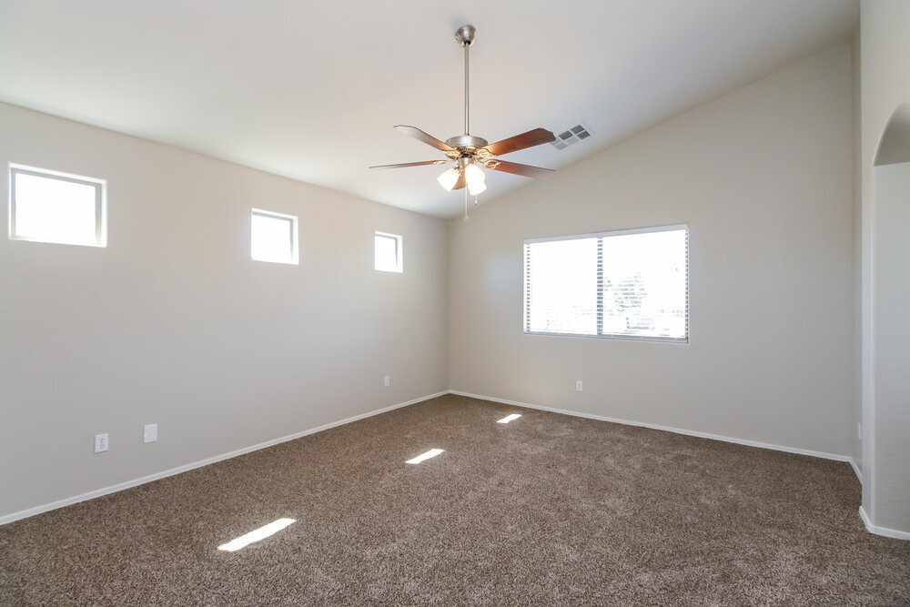 Building Photo - 960 N 168th Dr