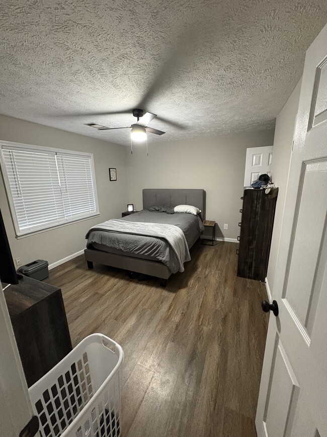 Building Photo - 3 Co Rd 2017