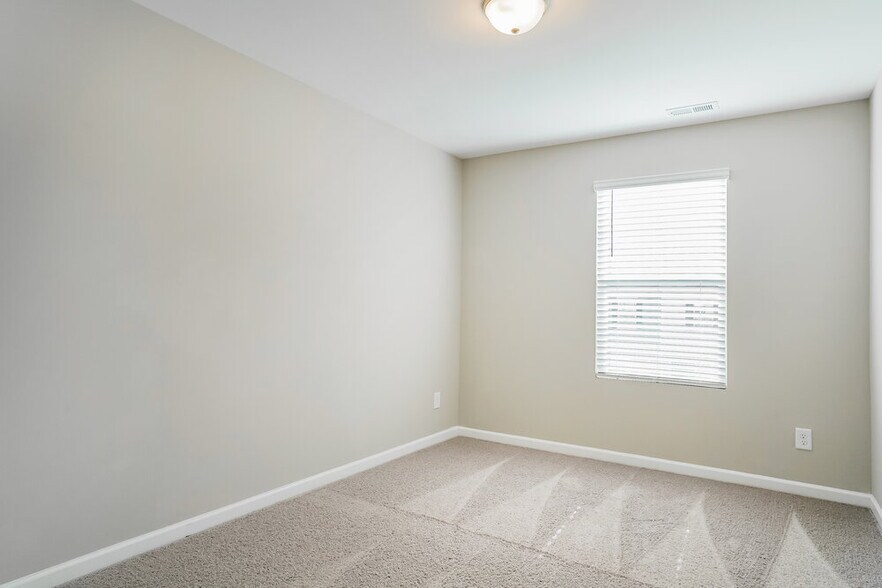 Building Photo - 346 Stone Arbor Wy