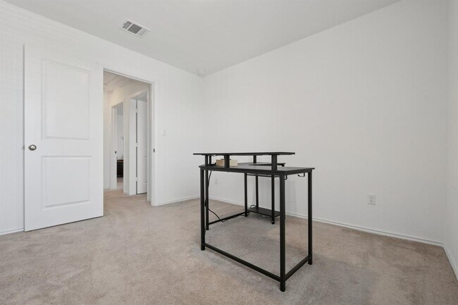 Building Photo - 17717 - Sulphur Spgs Wy