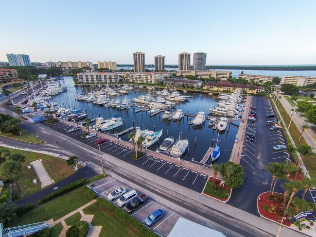 Building Photo - 200 Intracoastal Pl