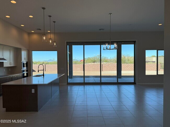 Building Photo - 5981 East Calle Agua Verde