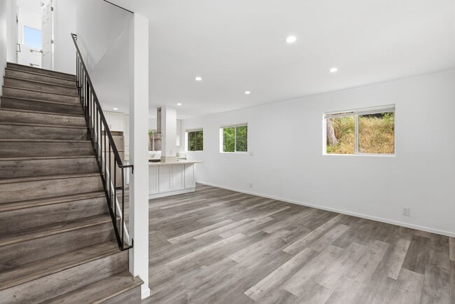 Building Photo - Stunning New Construction in Mission Hills – 3BR/2BA – Going Quick | 4 Weeks of Free Rent + Free ...