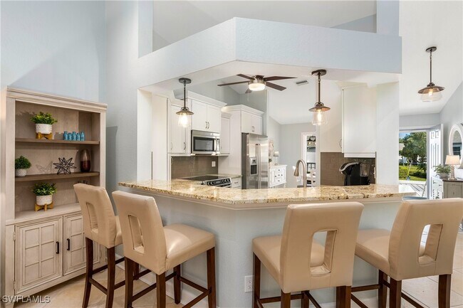 Building Photo - 829 Tanbark Dr