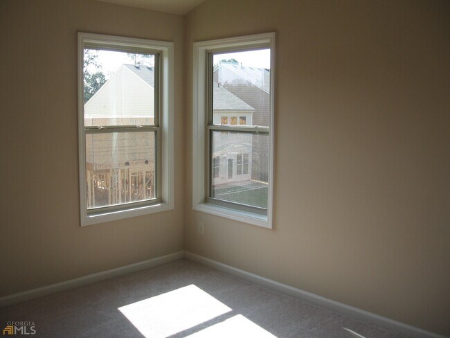 Building Photo - 4955 Ducote Trail