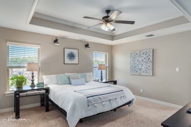 Building Photo - LEGACY HOME AVAILABLE! BELLE ROSE!