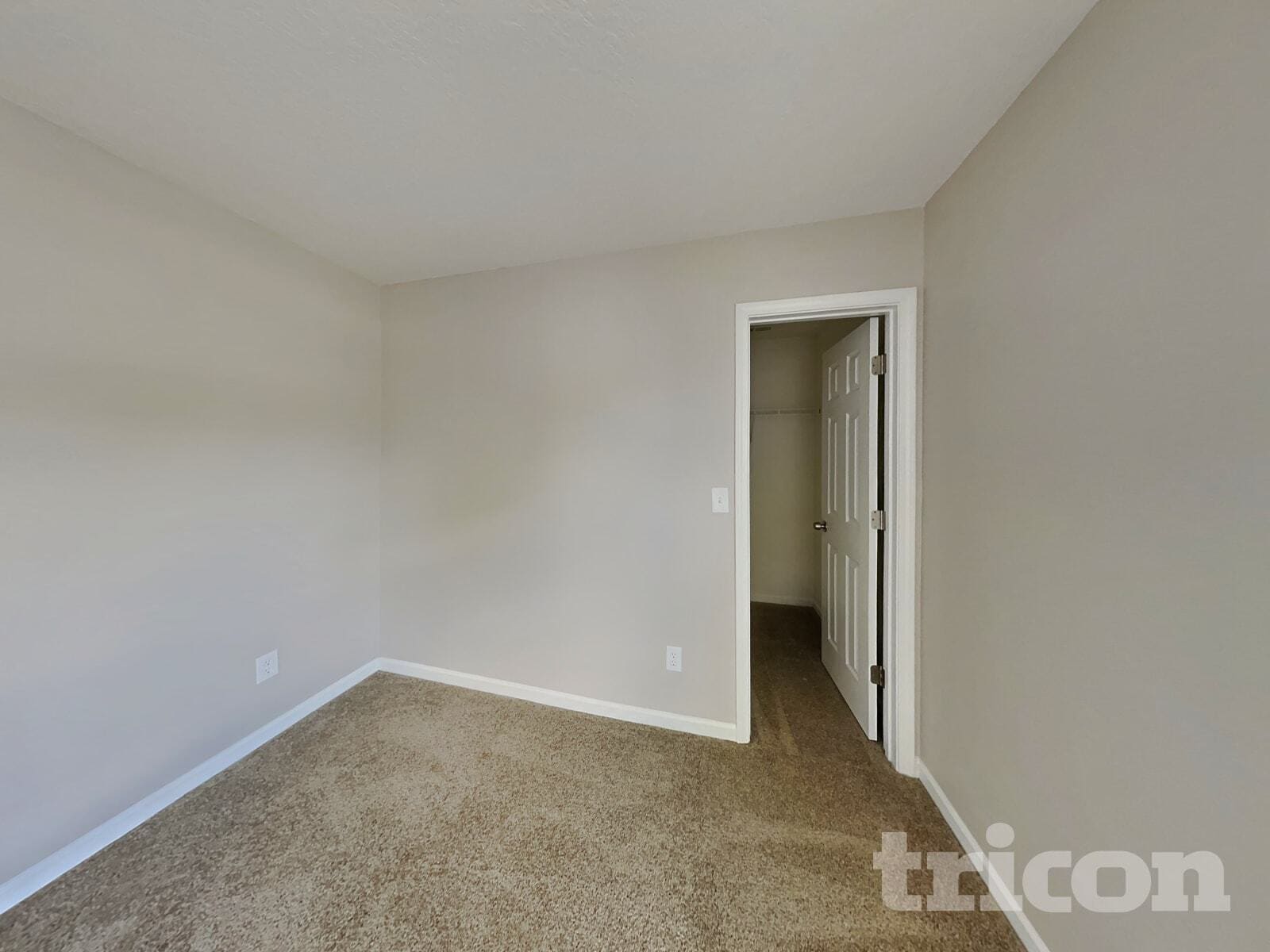 Building Photo - 11802 Village Pond Dr