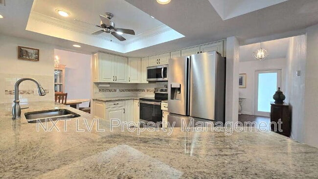 Building Photo - 2317 SW 44th Terrace